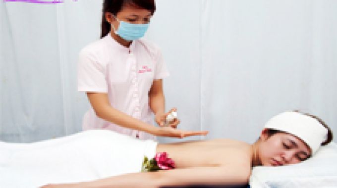 khóa học tắm trắng tại tphcm -   ngoc  trinh  