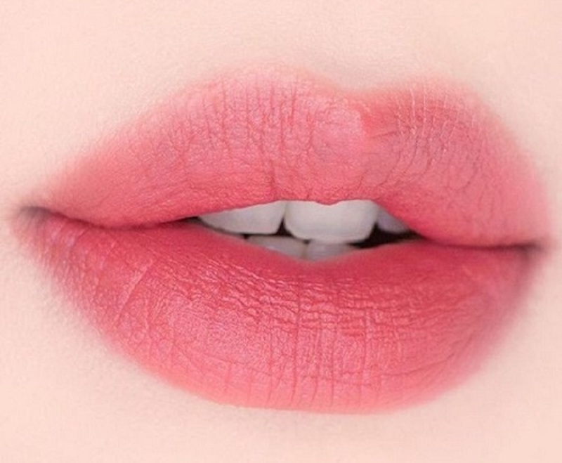 Bảng màu phun môi đẹp tôn da phù hợp cho cả tone da trắng và da ngăm