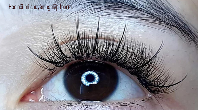 Địa chỉ nối mi đẹp tự nhi&ecirc;n, uy t&iacute;n tại Ph&uacute; L&acirc;m Quận 6 &mdash; Spa Ngọc Trinh