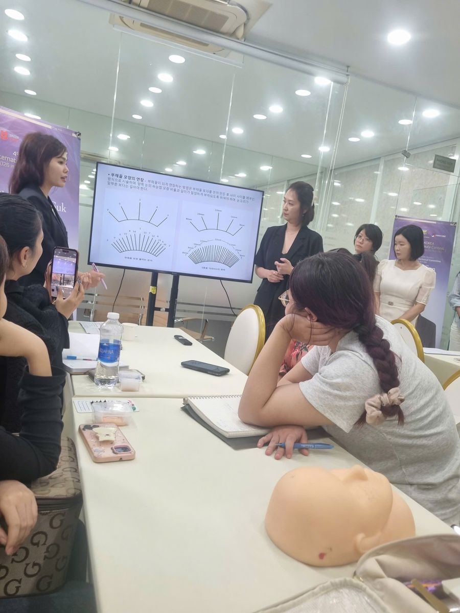 Chi Tiết Kh&oacute;a Học Cấy Plasma V&agrave;ng V&agrave; Vi Kim Chuy&ecirc;n S&acirc;u Tại Ph&uacute; L&acirc;m