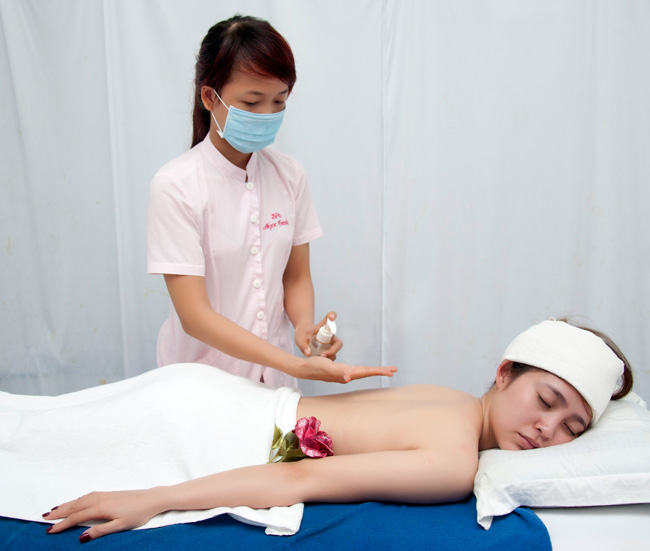 Massage Body Nữ Tphcm- Mát Xa Toàn Thân Cho Nữ